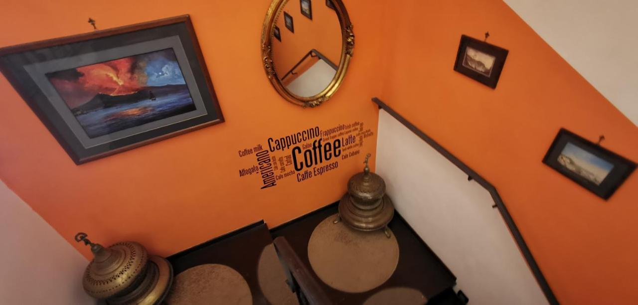 Hotel Neapolis Bagian luar foto